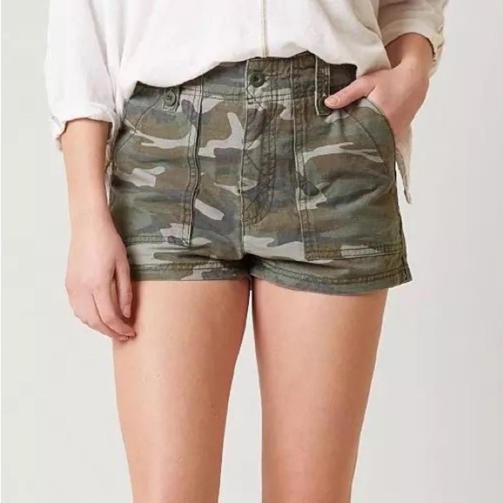 Free People Camo Utility Shorts 2 Utility Grunge Gorpcore Festival Boho
